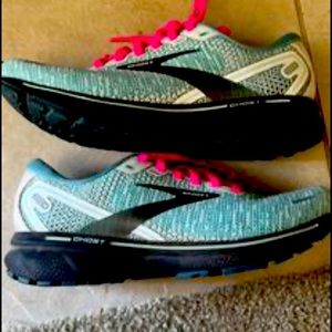 Brooks Ghost Basically Brand new!!